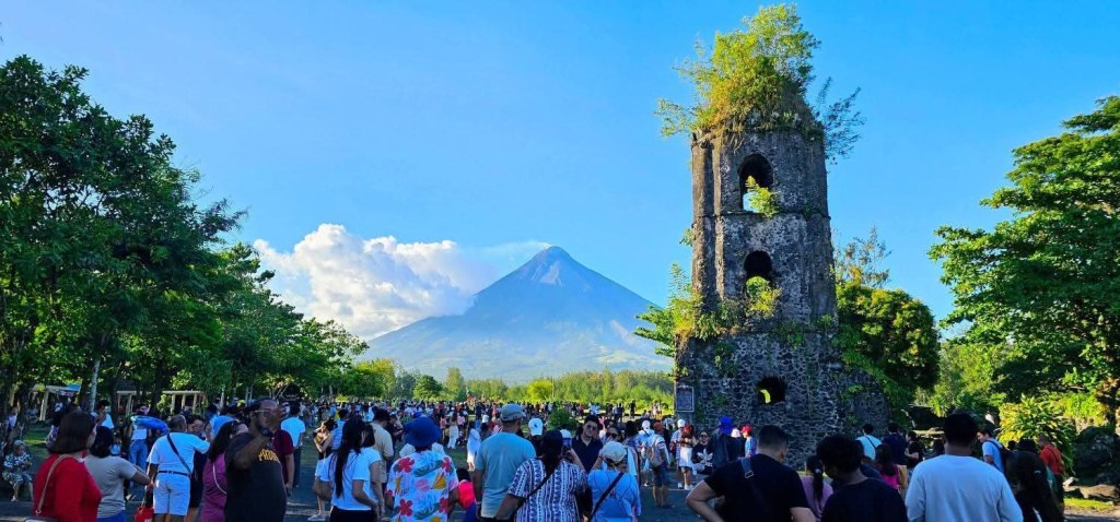 45K Tourists Flock to Cagsawa Ruins in January&nbsp;2026